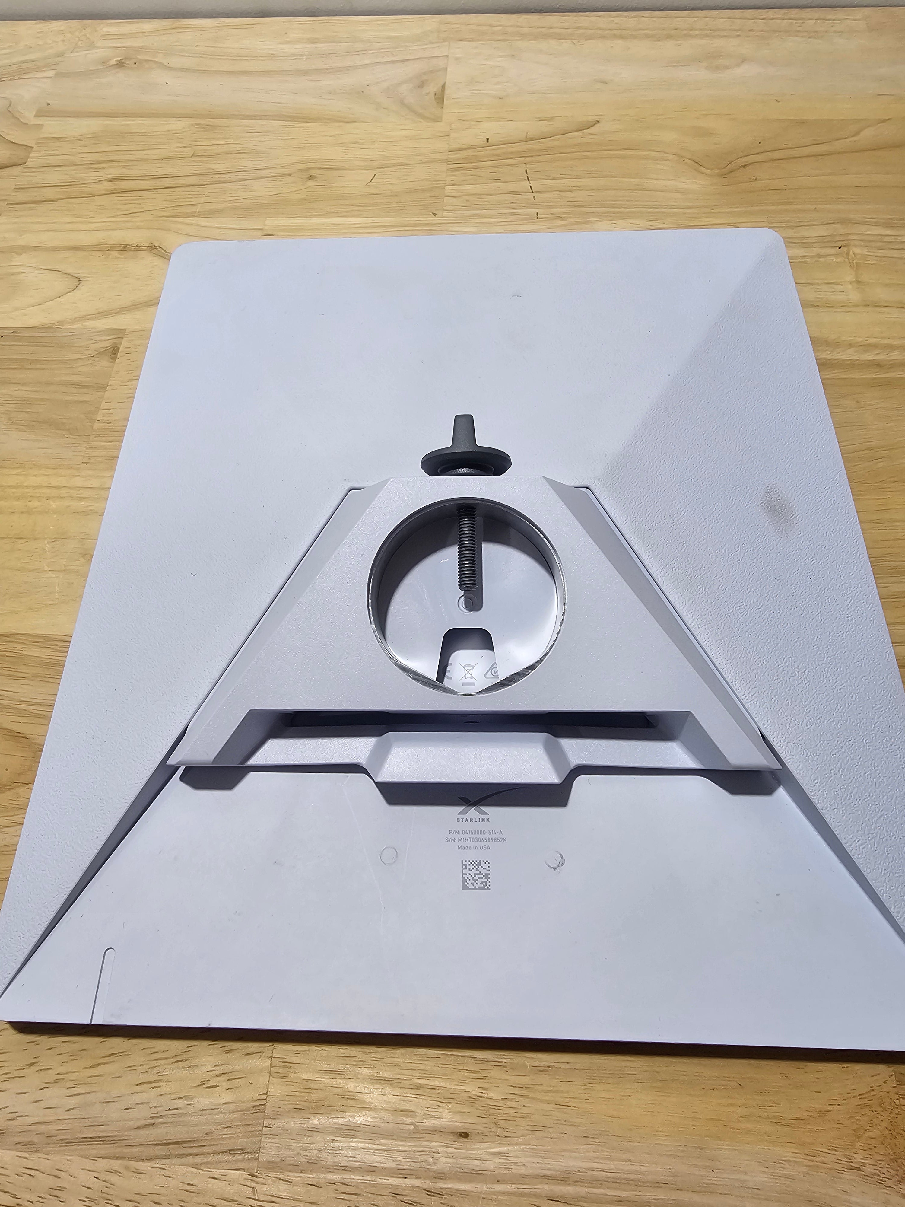 Genuine Starlink Mini Pipe Adapter – OEM Pole Mount Adapter